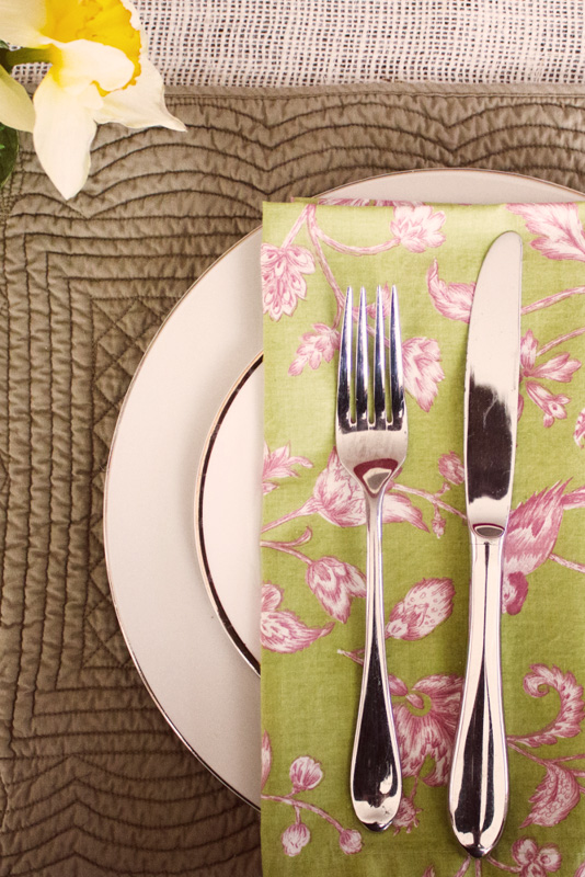 adam-jacono-food-place-setting